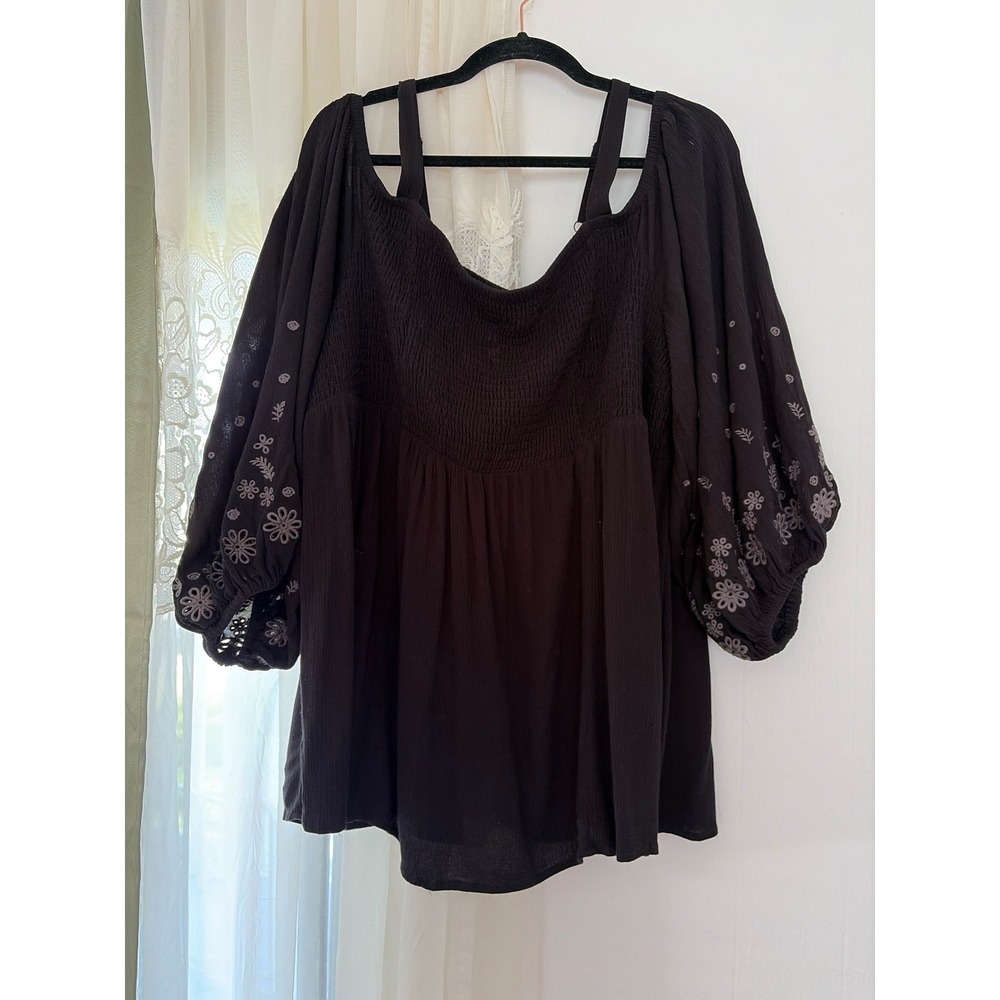 Torrid Smocked Blouse Womens 3 Black Floral Embroidered Eyelet Top Babydoll